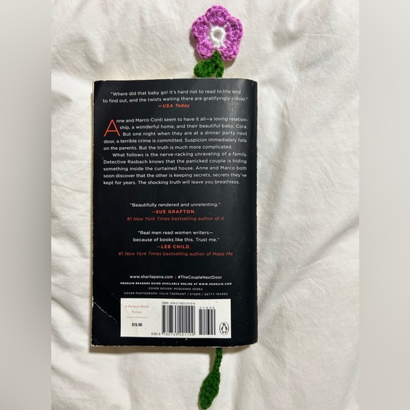 Handmade 🧶 Flower Bookmark 🐝 - Picture 3 of 4